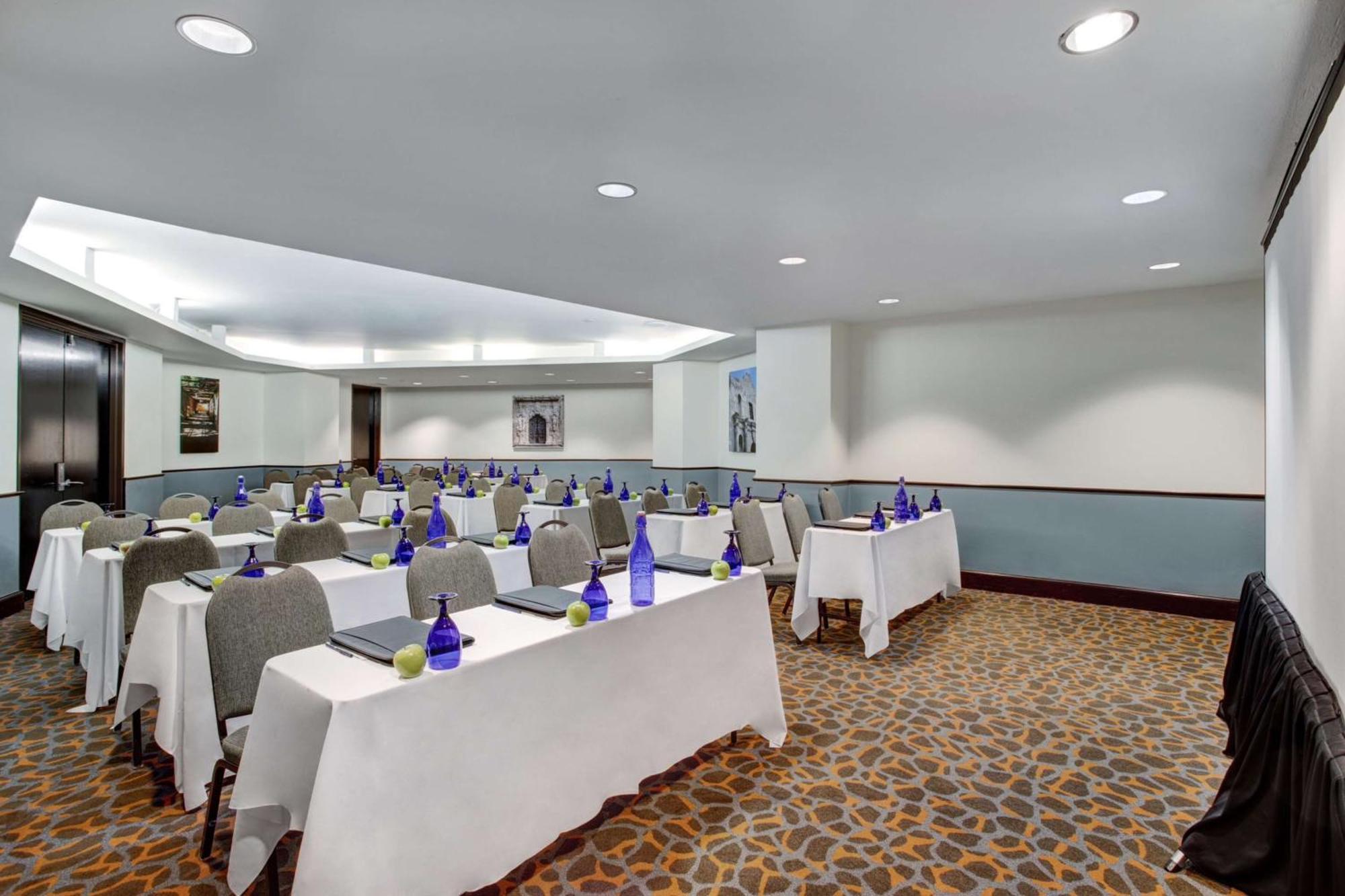 The Emily Morgan Hotel - A Doubletree By Hilton San Antonio Exteriör bild
